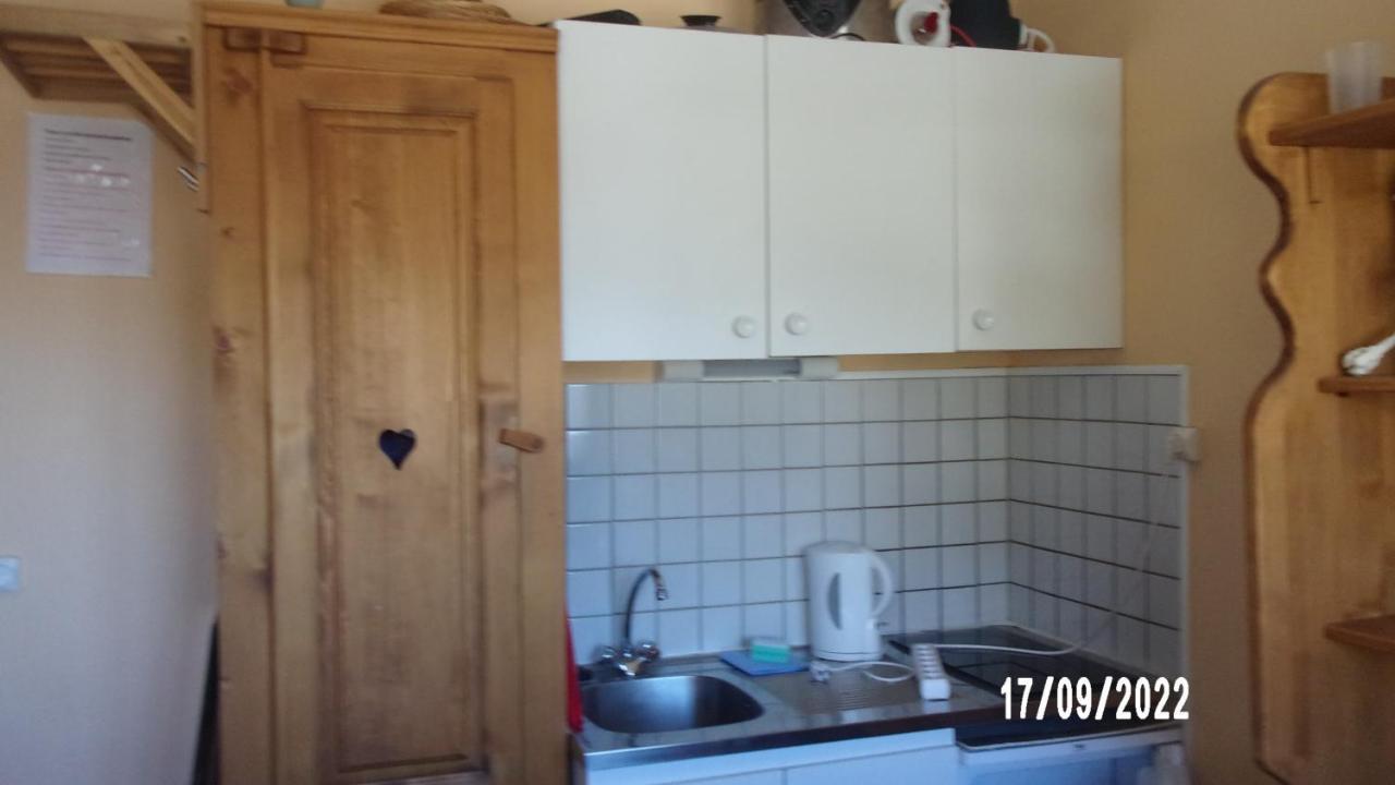 Buron Apartment Сен-Мартен-дьо-Белвил Екстериор снимка